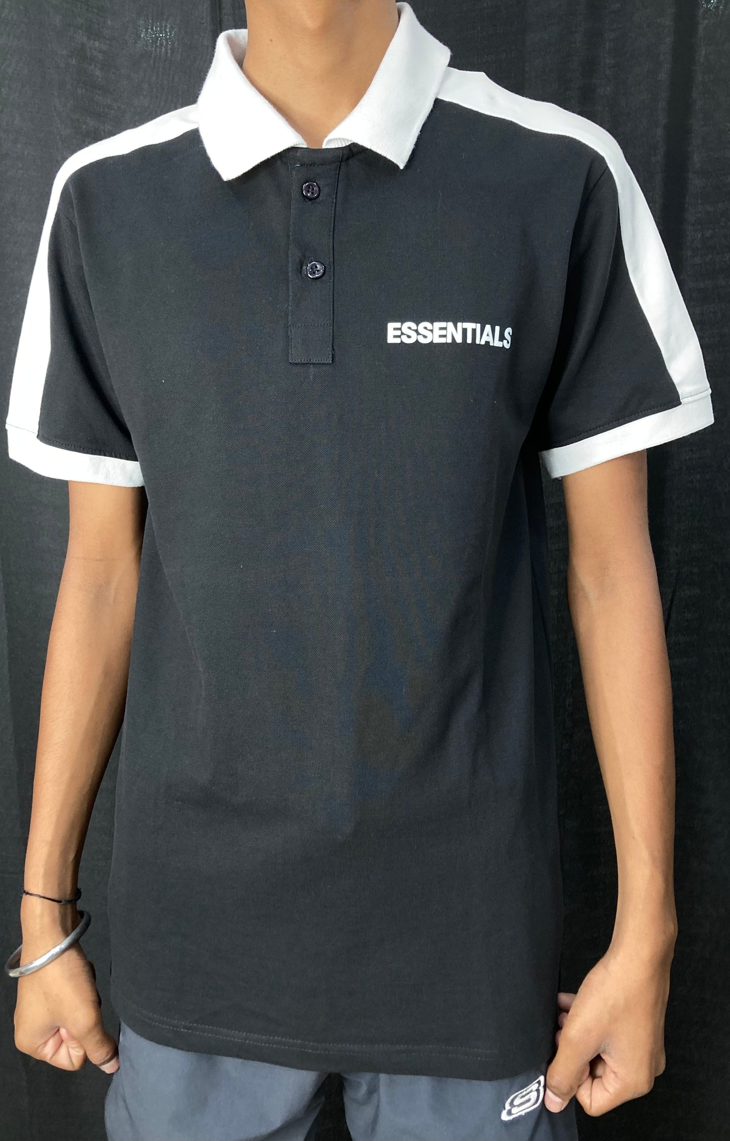 COLLAR TEE