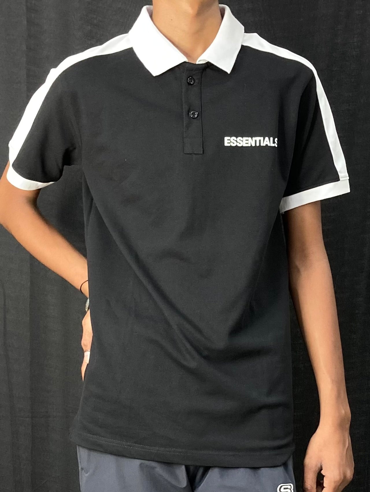 COLLAR TEE