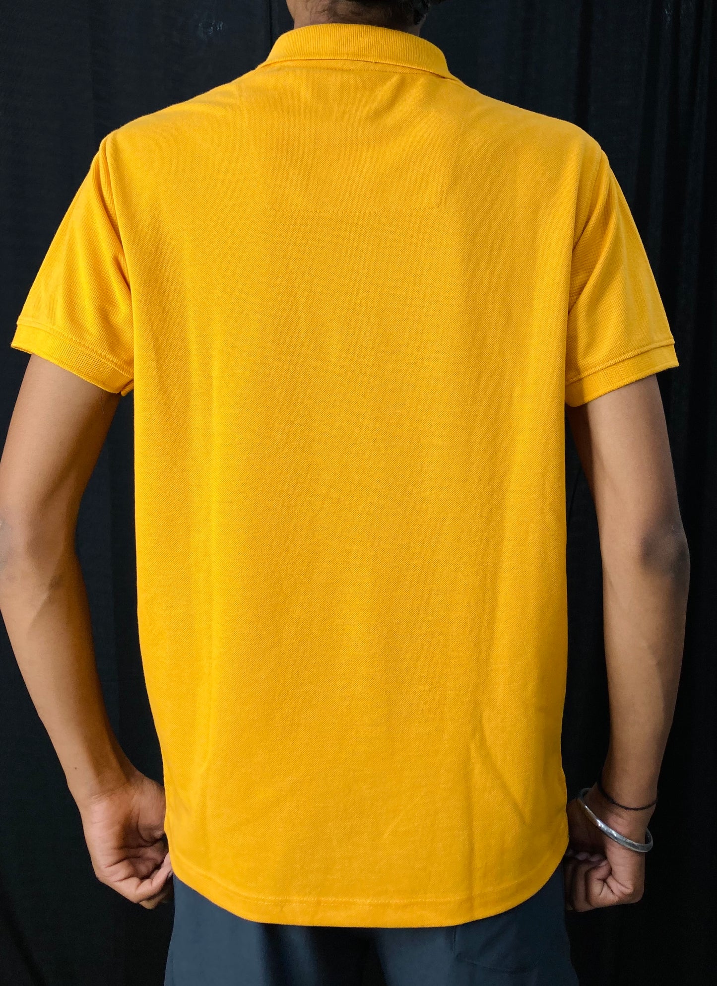 COLLAR TEE