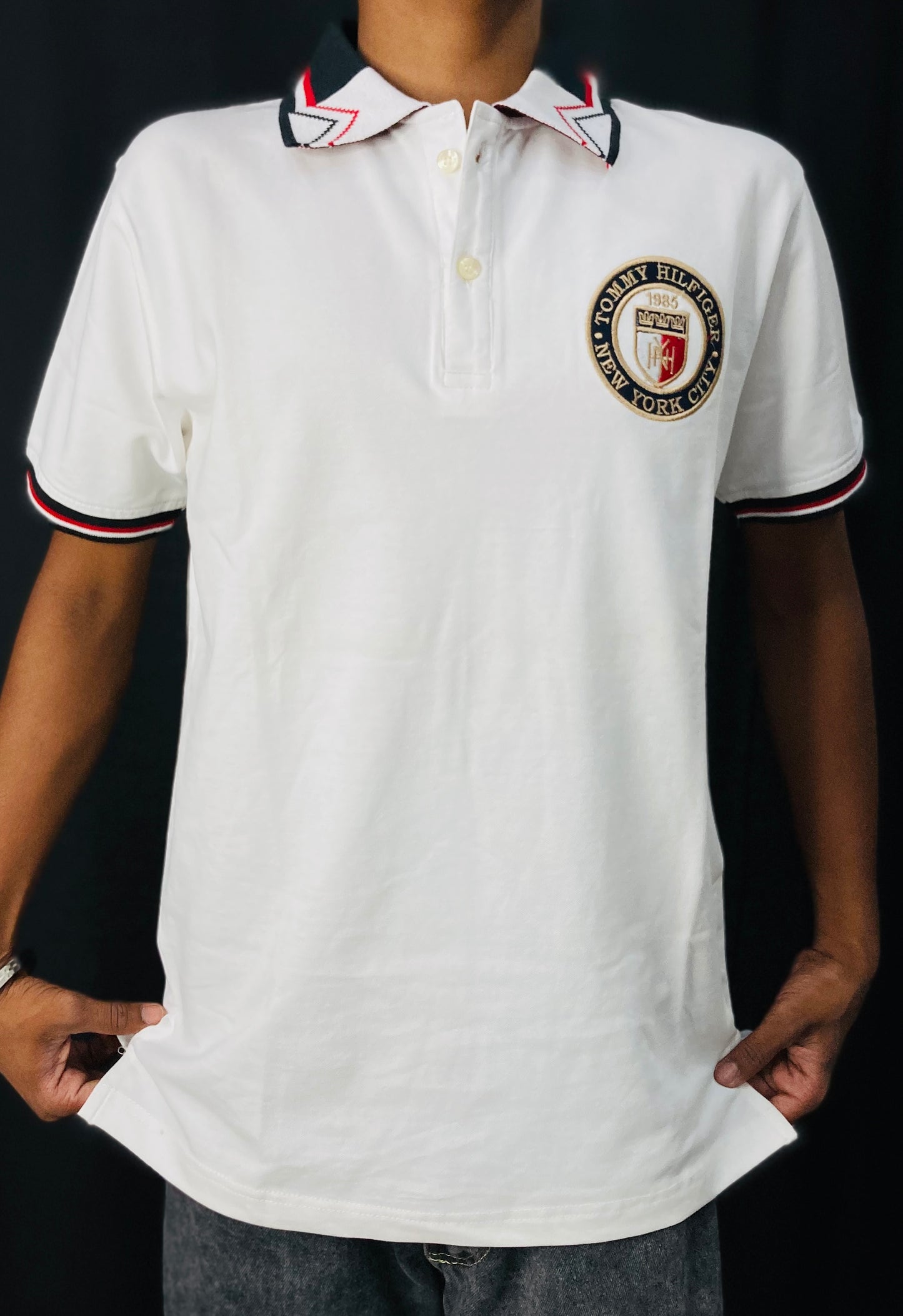 COLLAR TEE