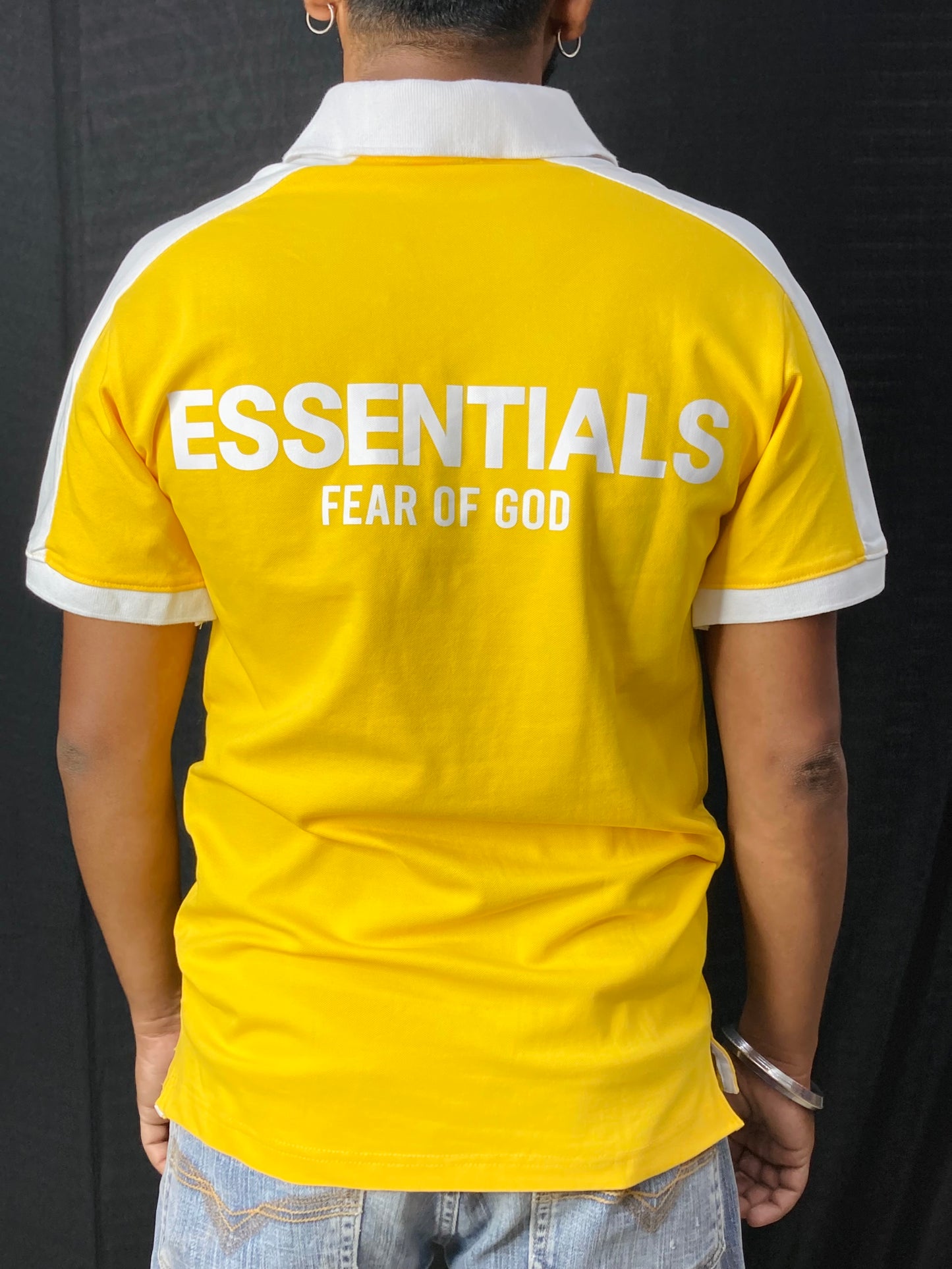 COLLAR TEE
