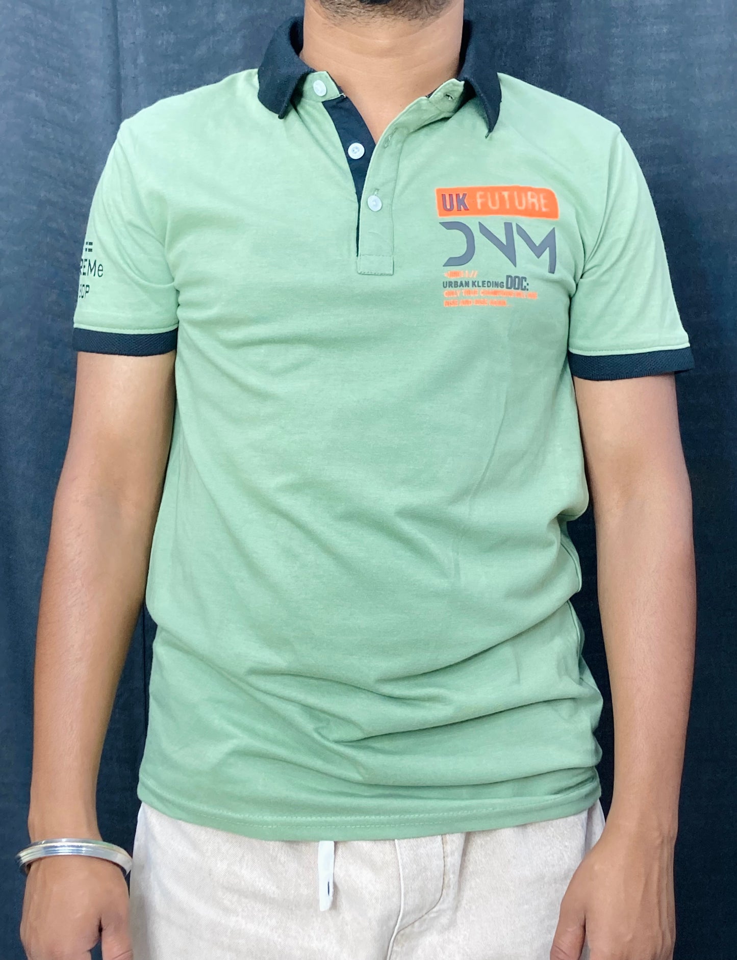 COLLAR TEE