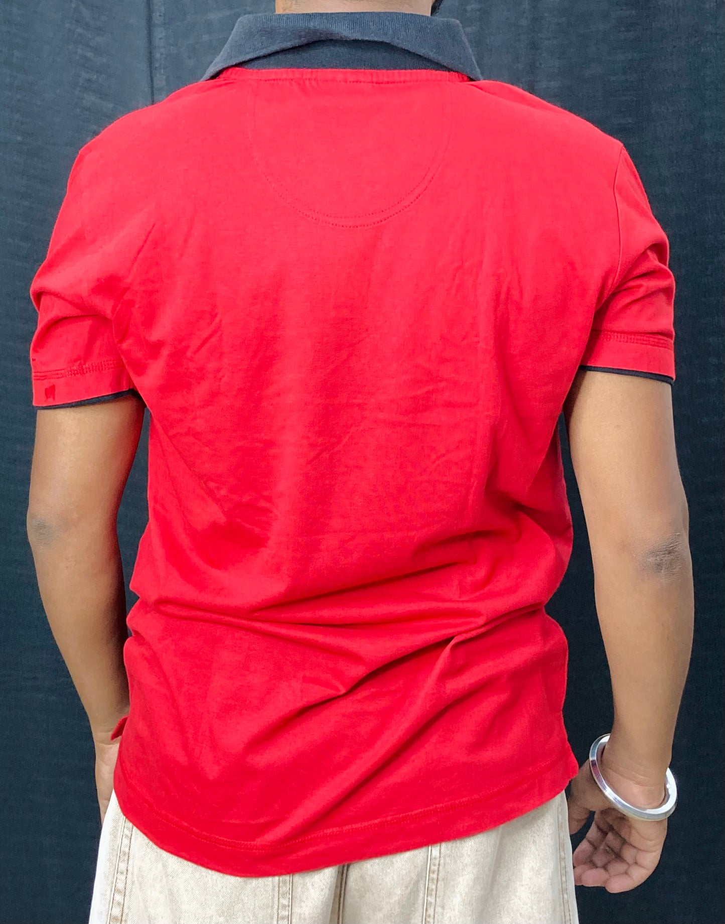 COLLAR TEE