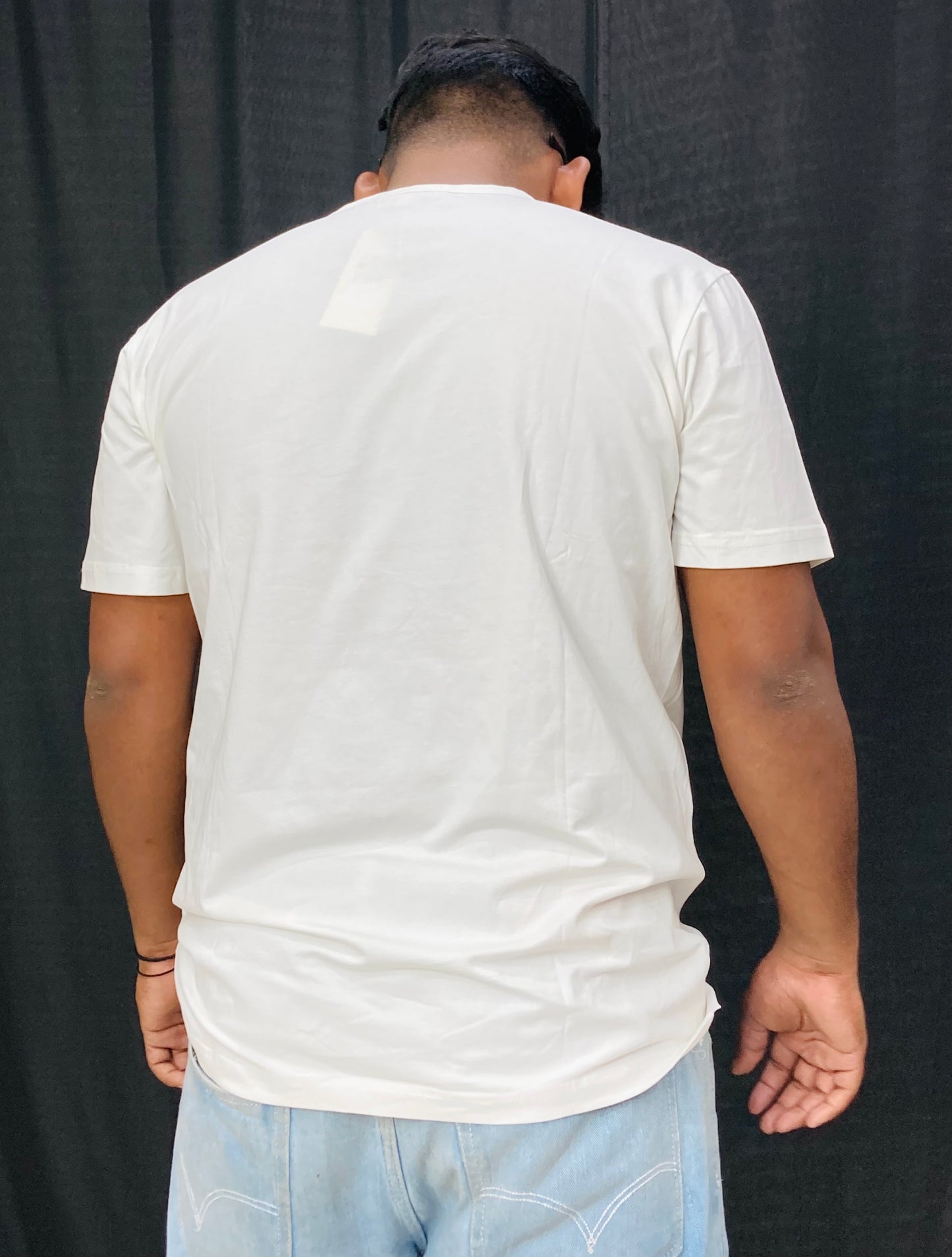 FITTED TEE