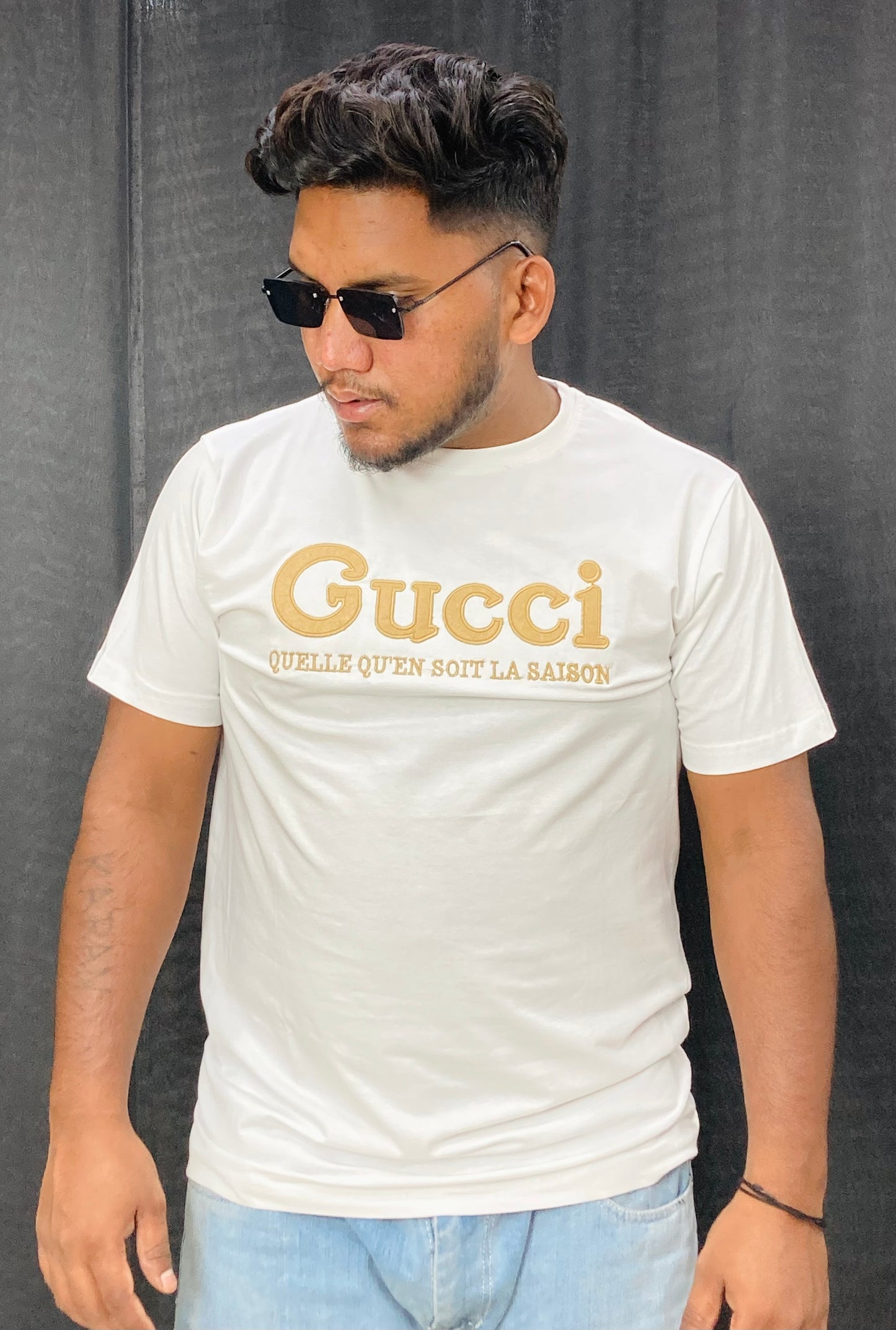 FITTED TEE