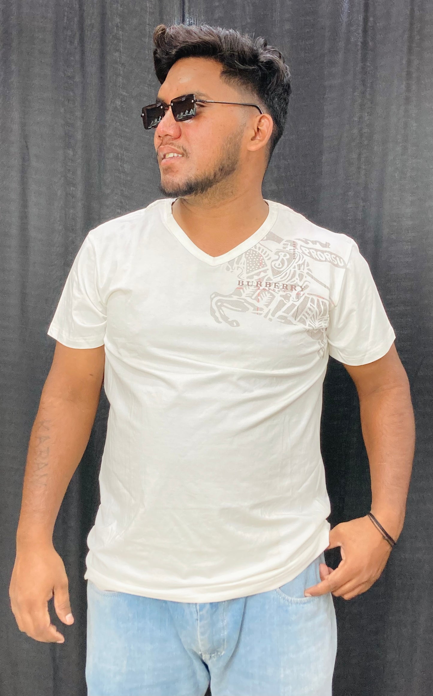 FITTED TEE