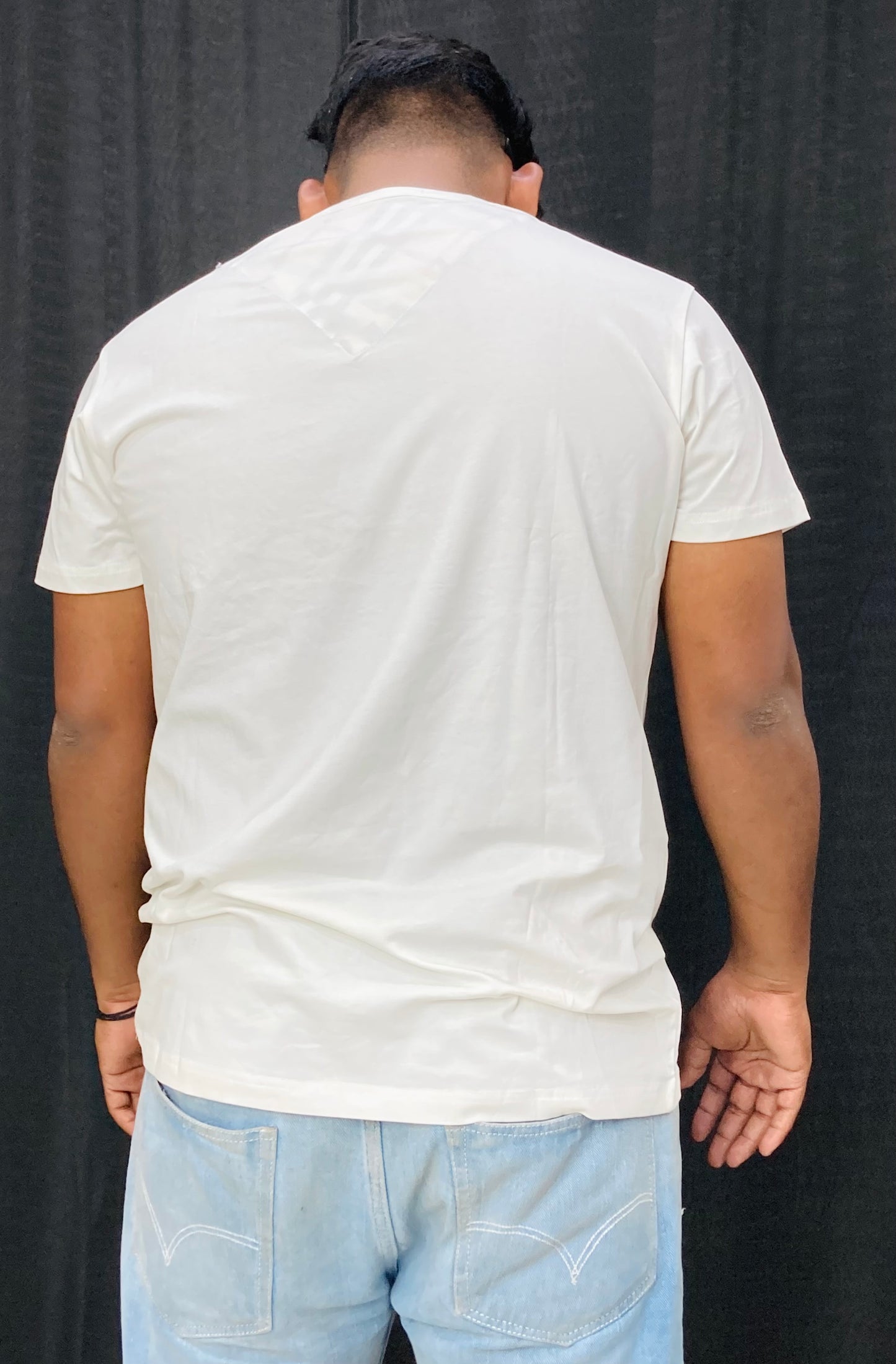 FITTED TEE