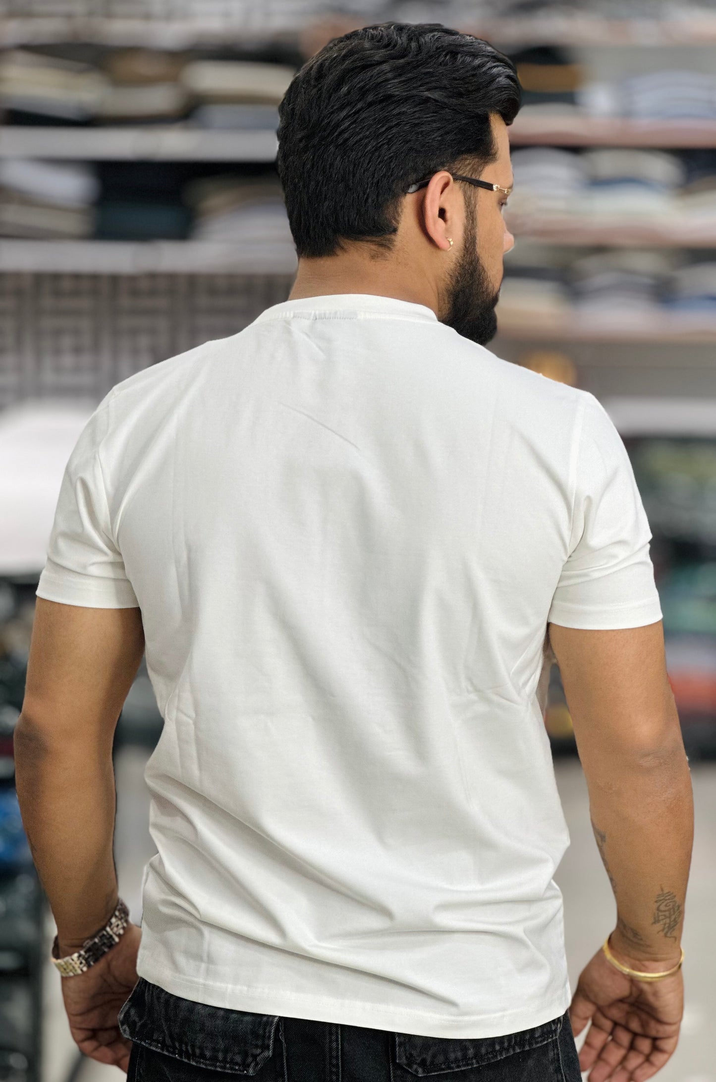 ROUND NECK TEE