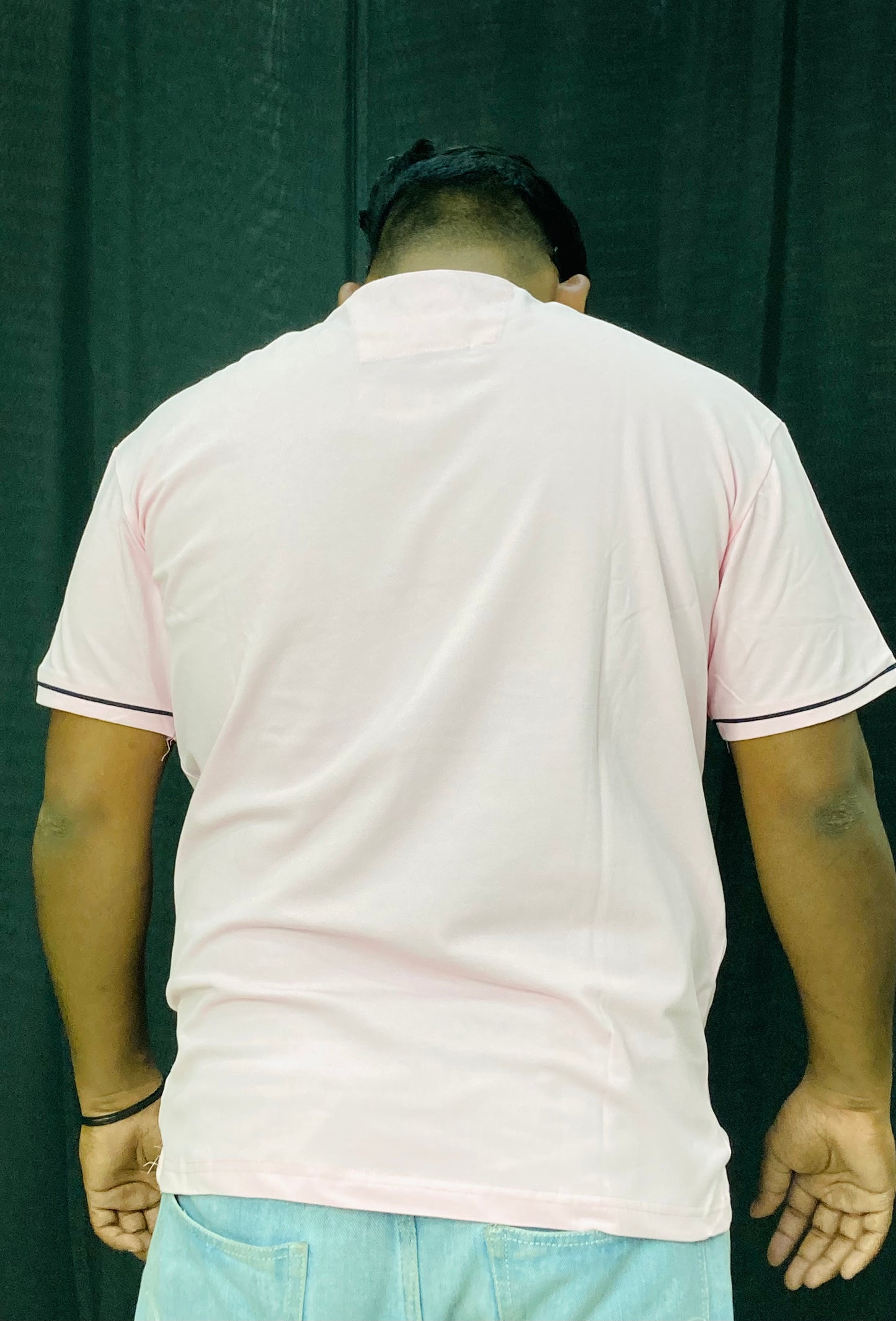 FITTED TEE