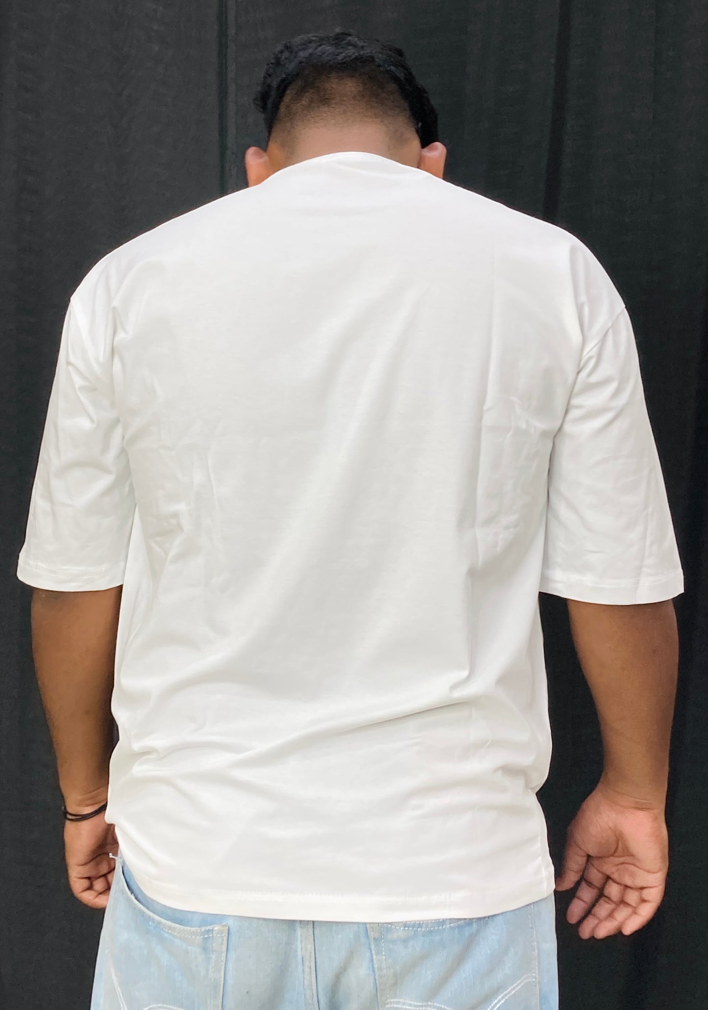 ROUND NECK TEE
