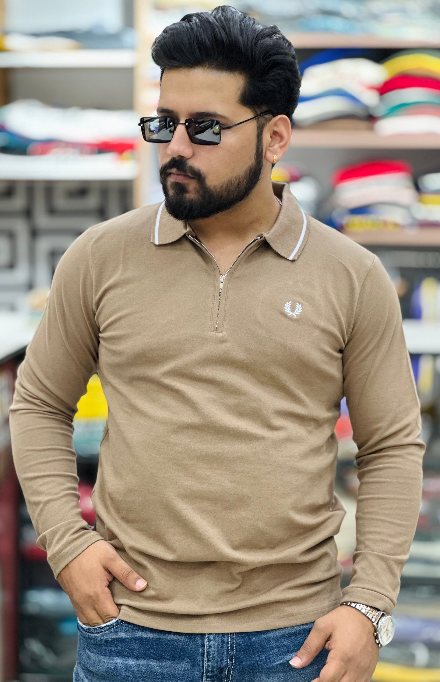 Full tee with Zip