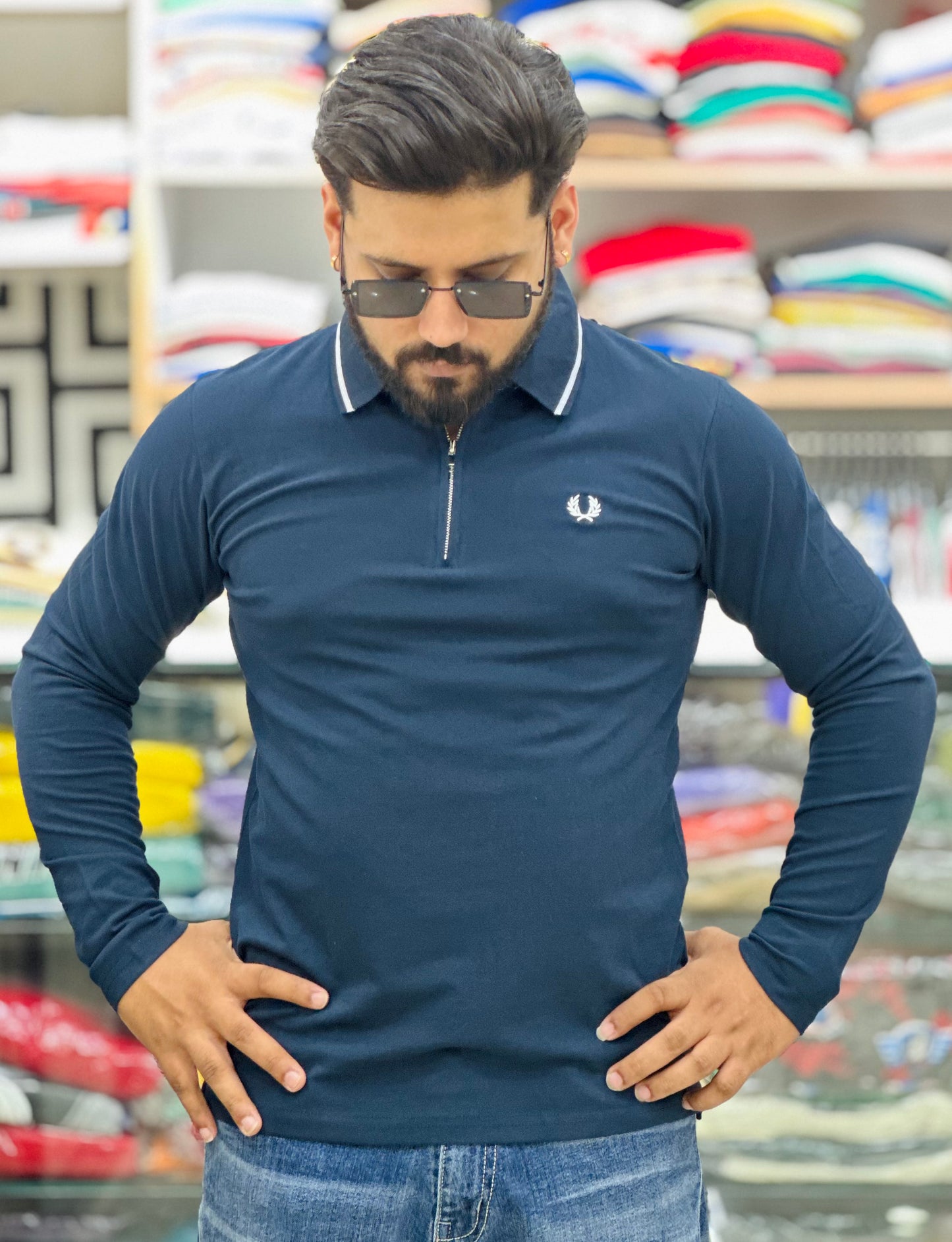 Full tee with Zip