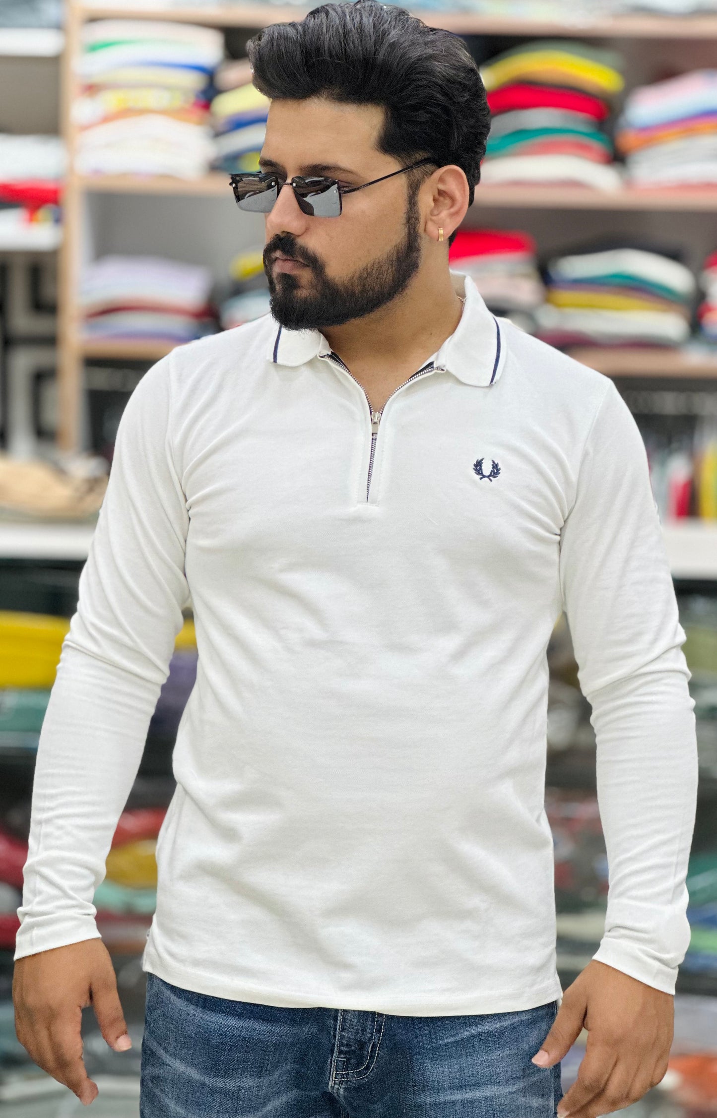 Full tee with Zip