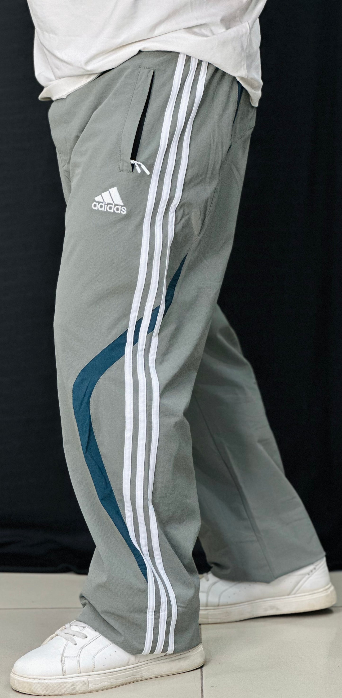 Straight Cum Jogger Track