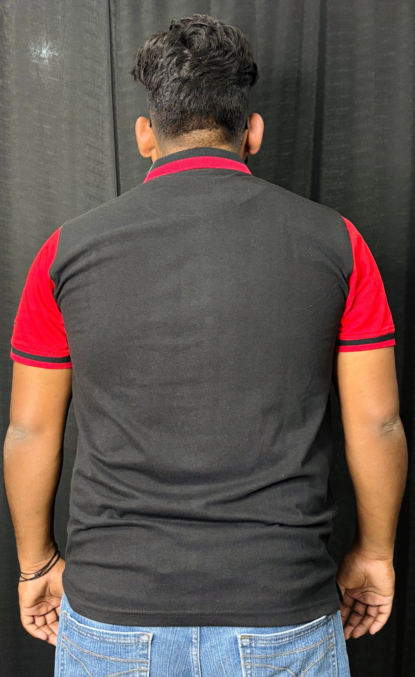 COLLAR TEE