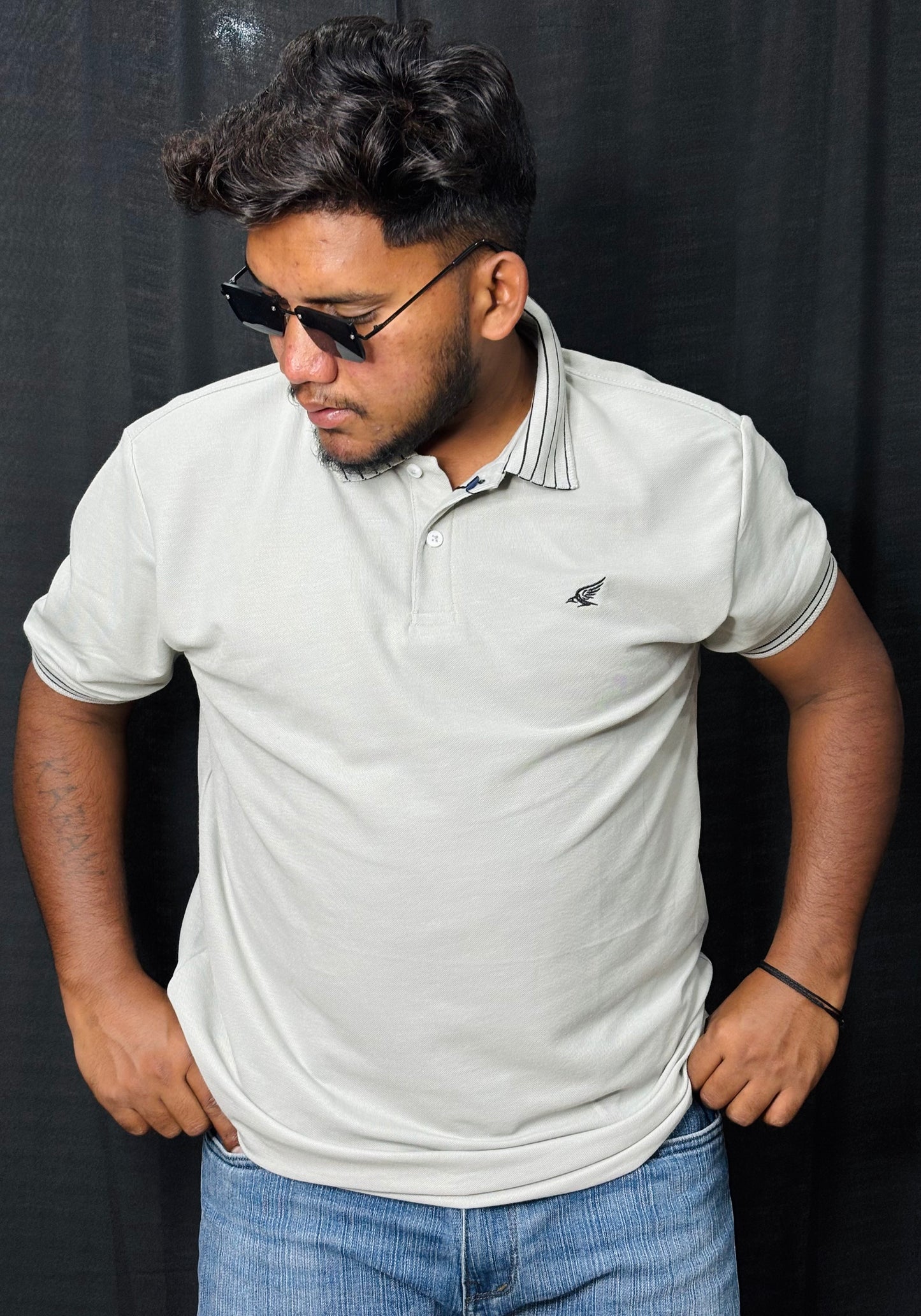 COLLAR TEE