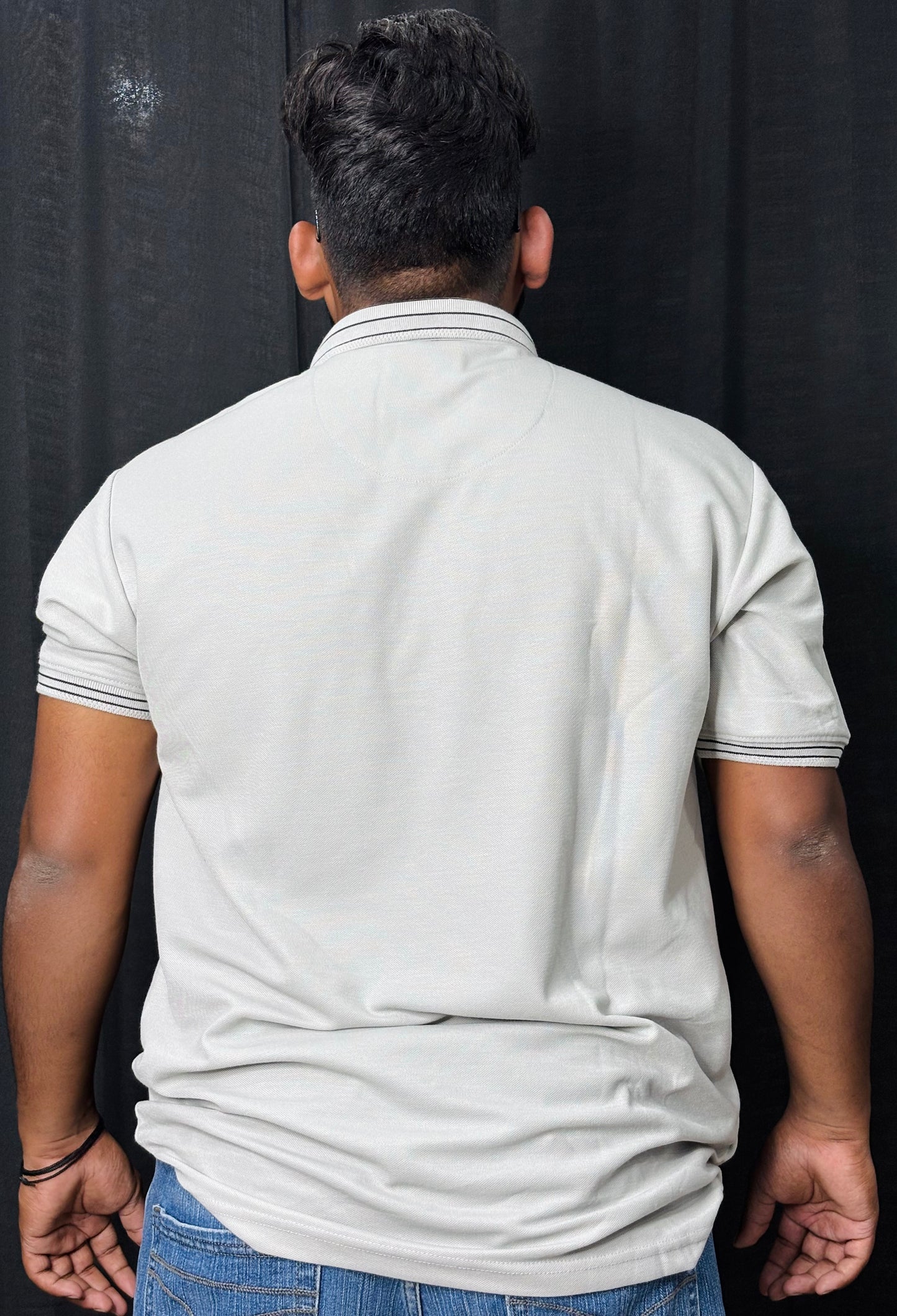 COLLAR TEE