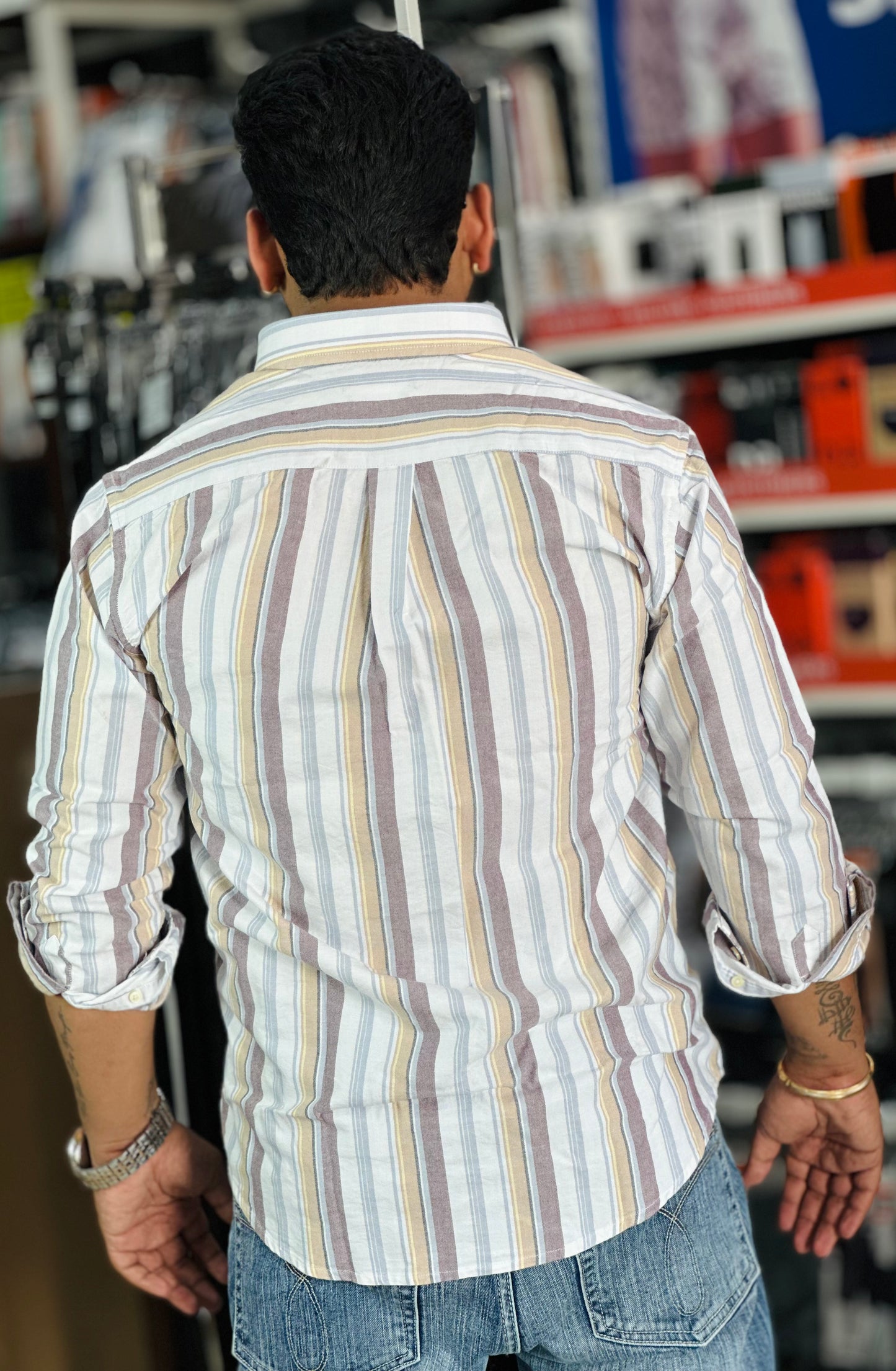 Classic Fit striped shirt