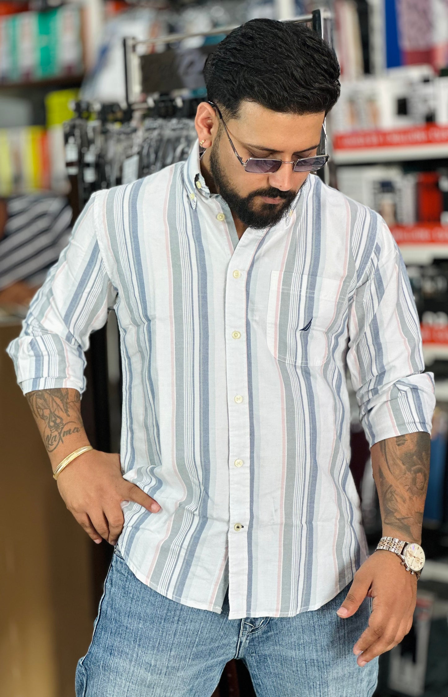 Classic Fit striped shirt