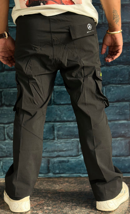 CARGO STYLE TRACKPANT