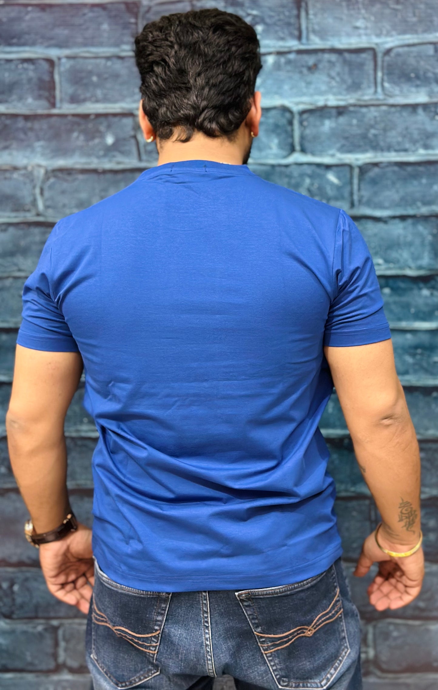 Classic Fit Tshirt
