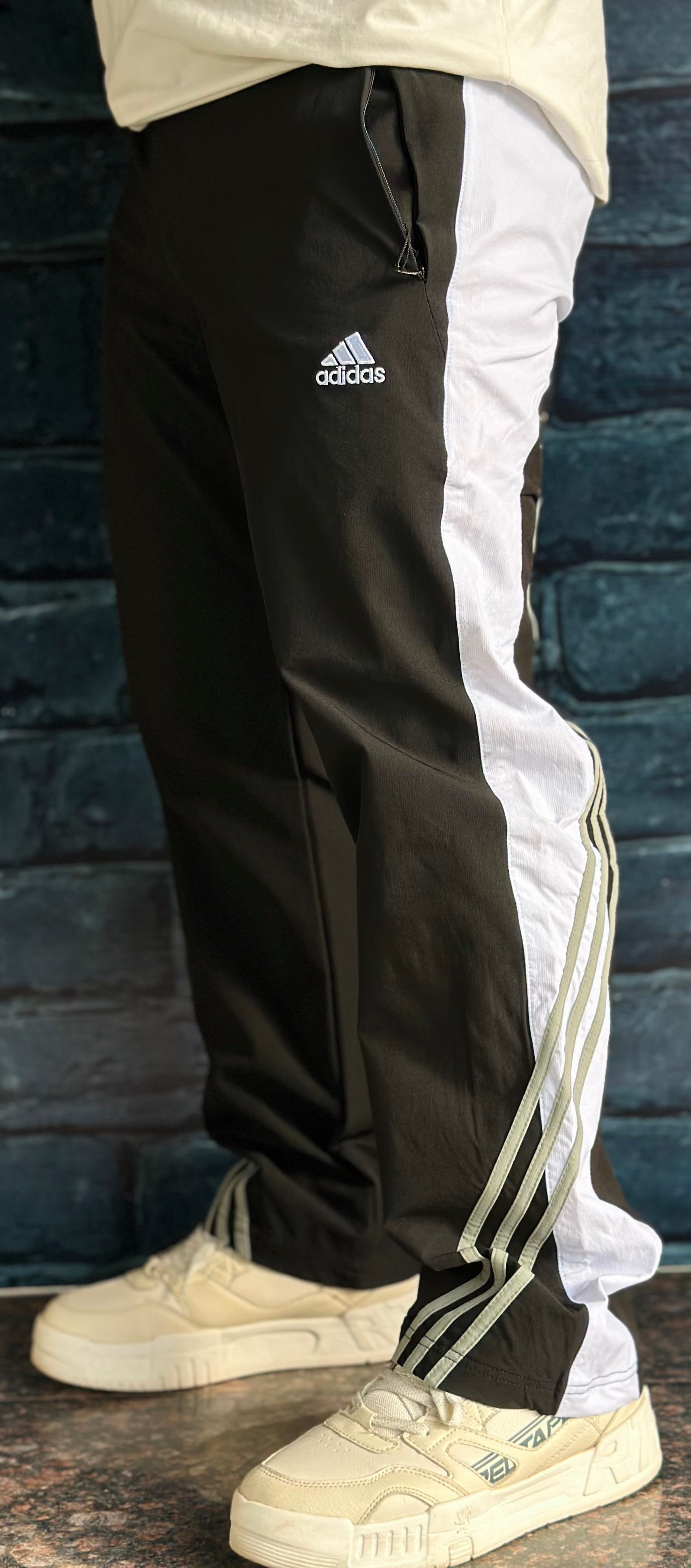 Black / 30