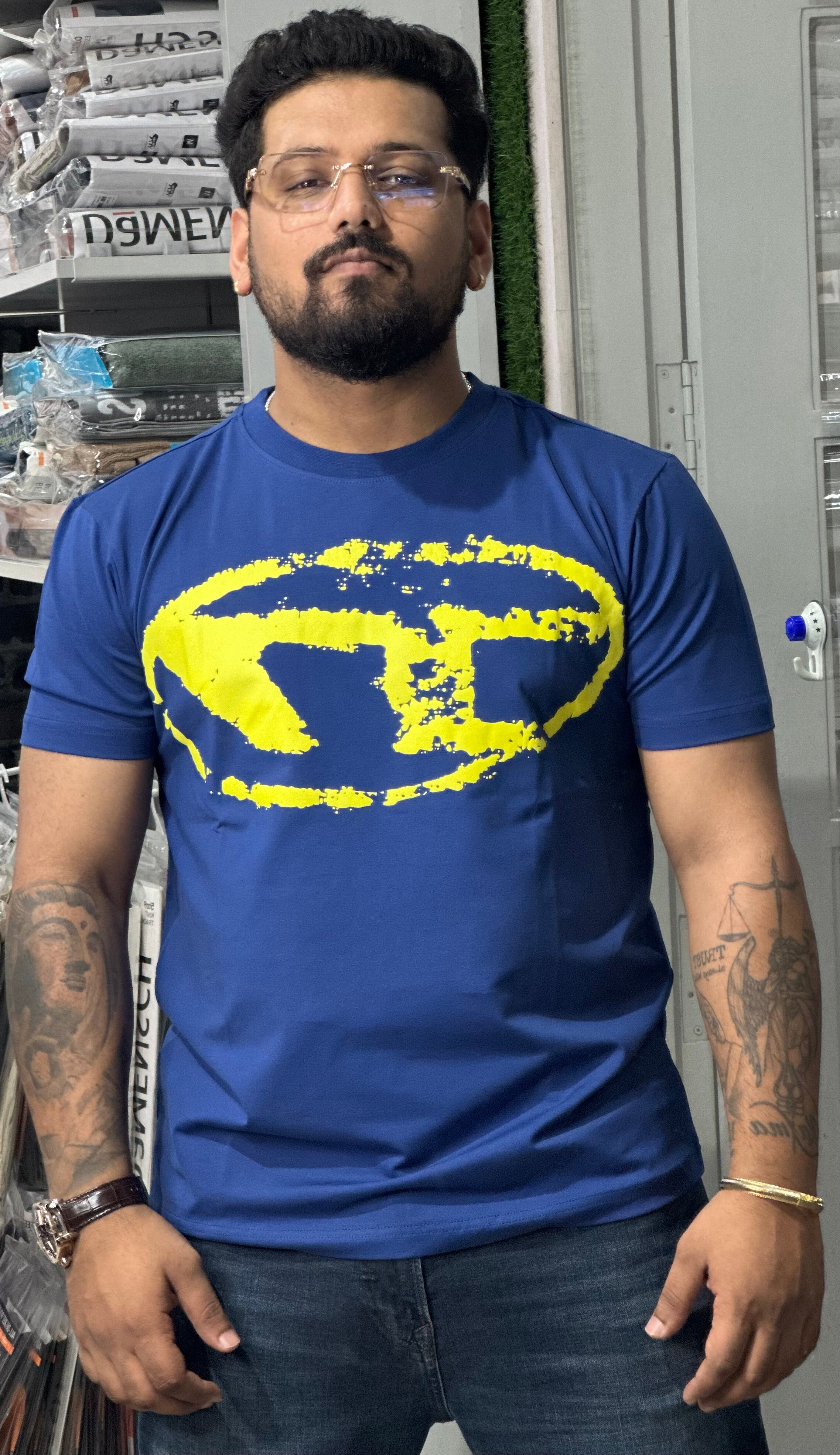Royal Blue / M