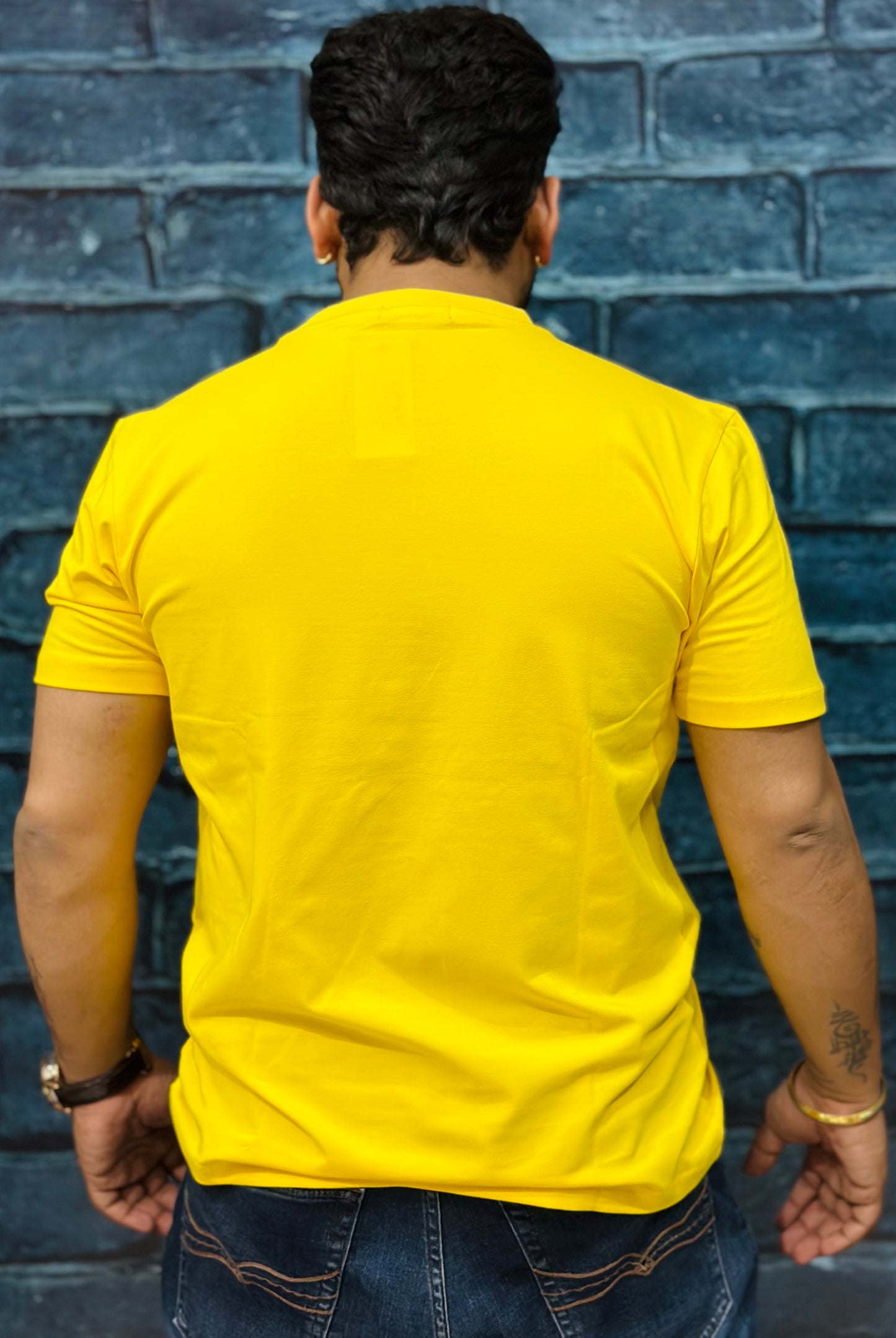 Classic Fit Tshirt