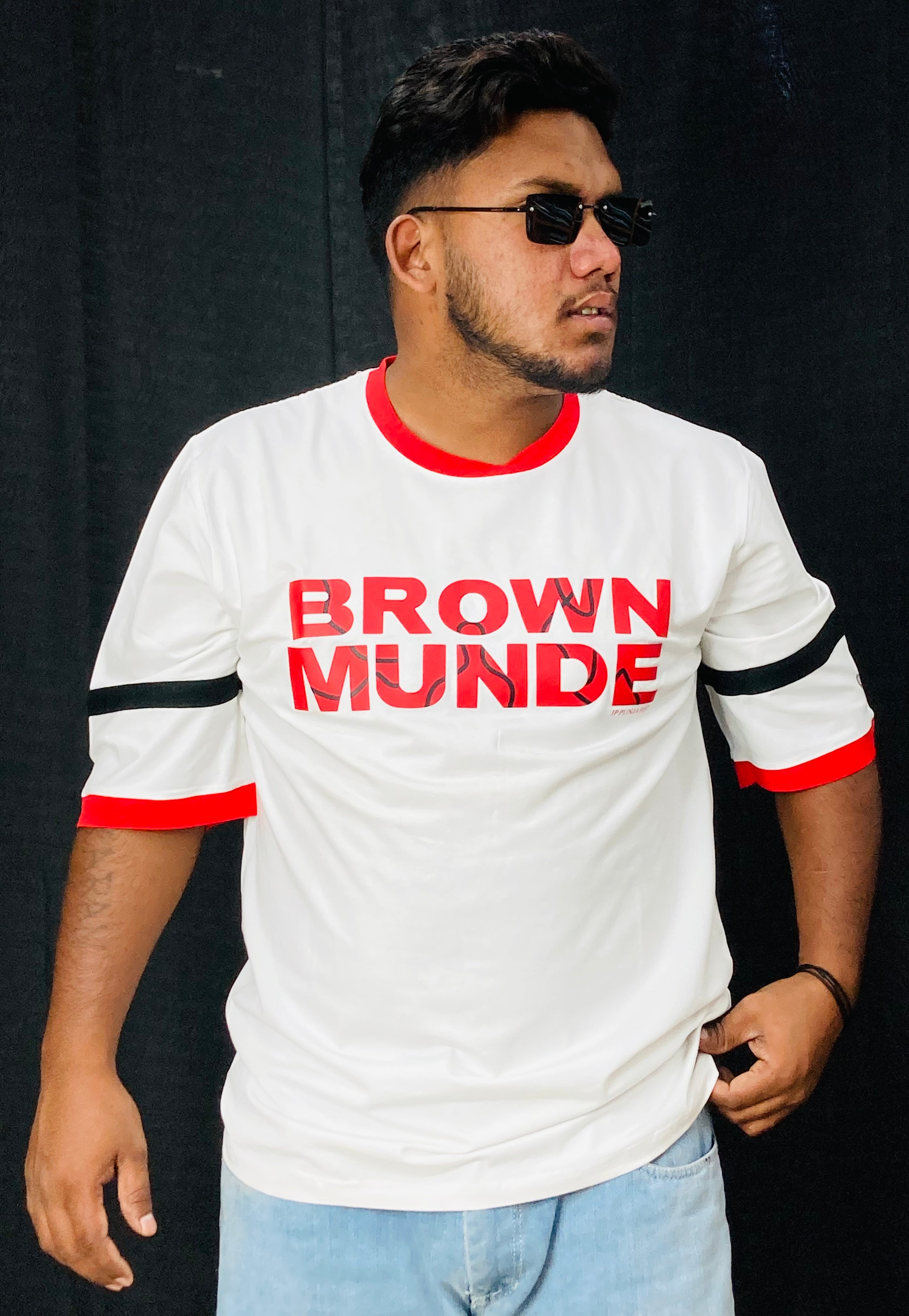 BROWN MUNDE / M