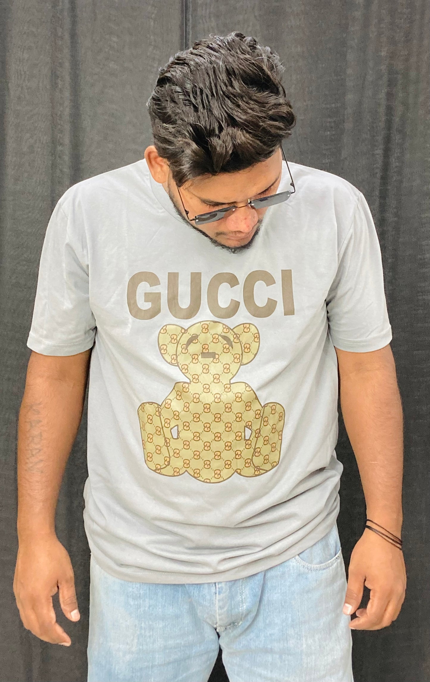 ROUND NECK TEE