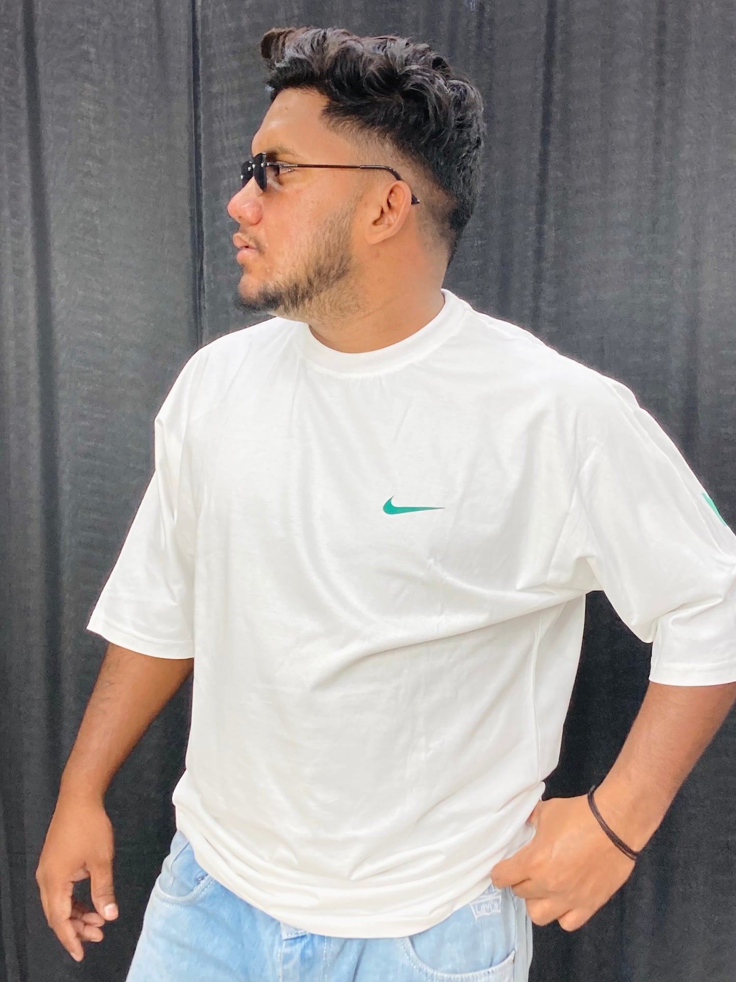 WHITE DROP TEE'S