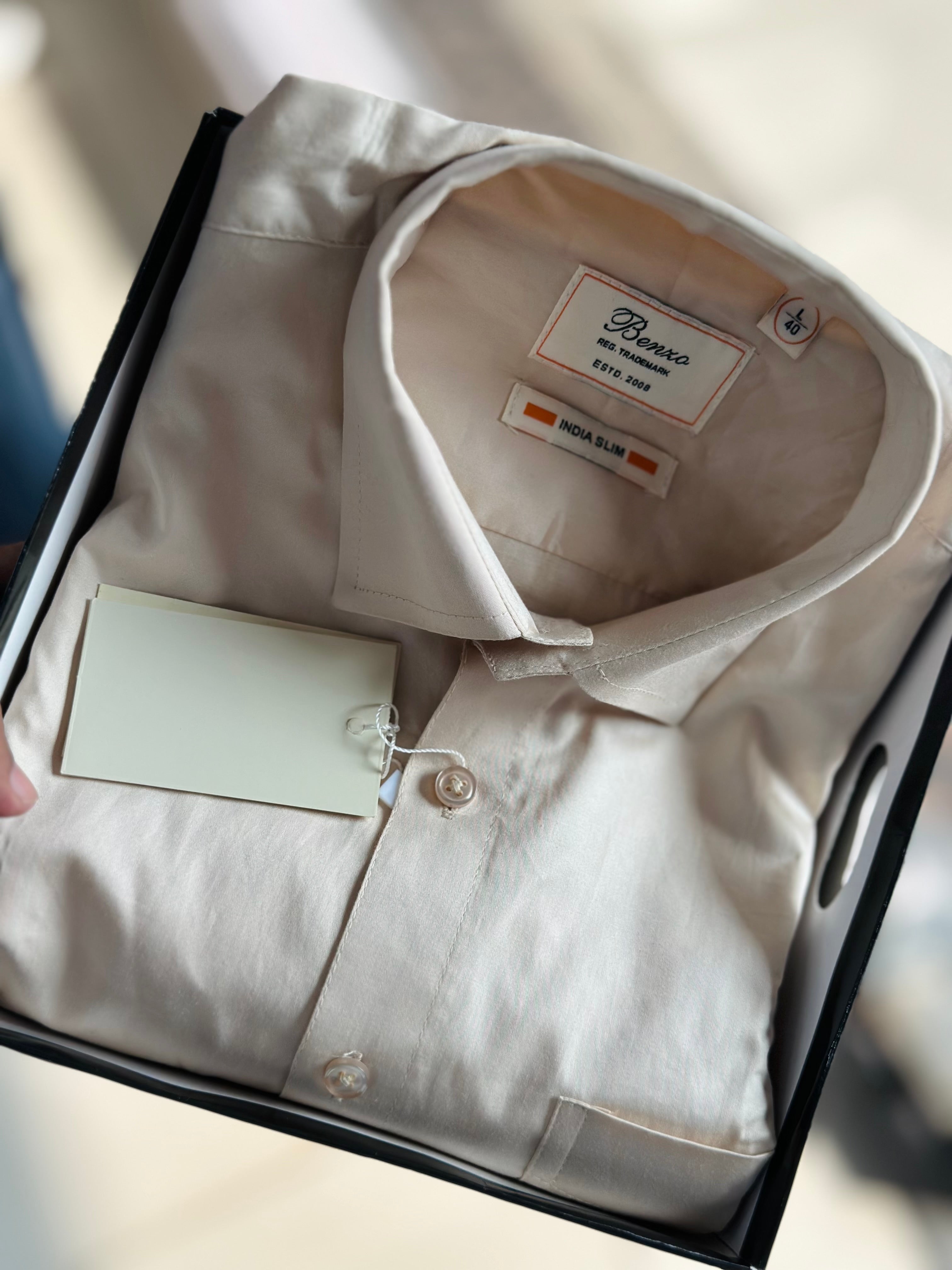 Beige / M