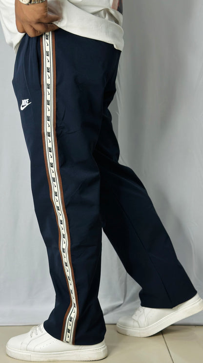 Crush Trackpant with Heavy Heavy Stripe on side
