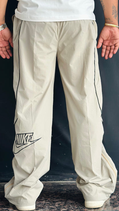 Straight Cum Bootcut Track with half zip