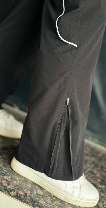 Straight Cum Bootcut Track with half zip