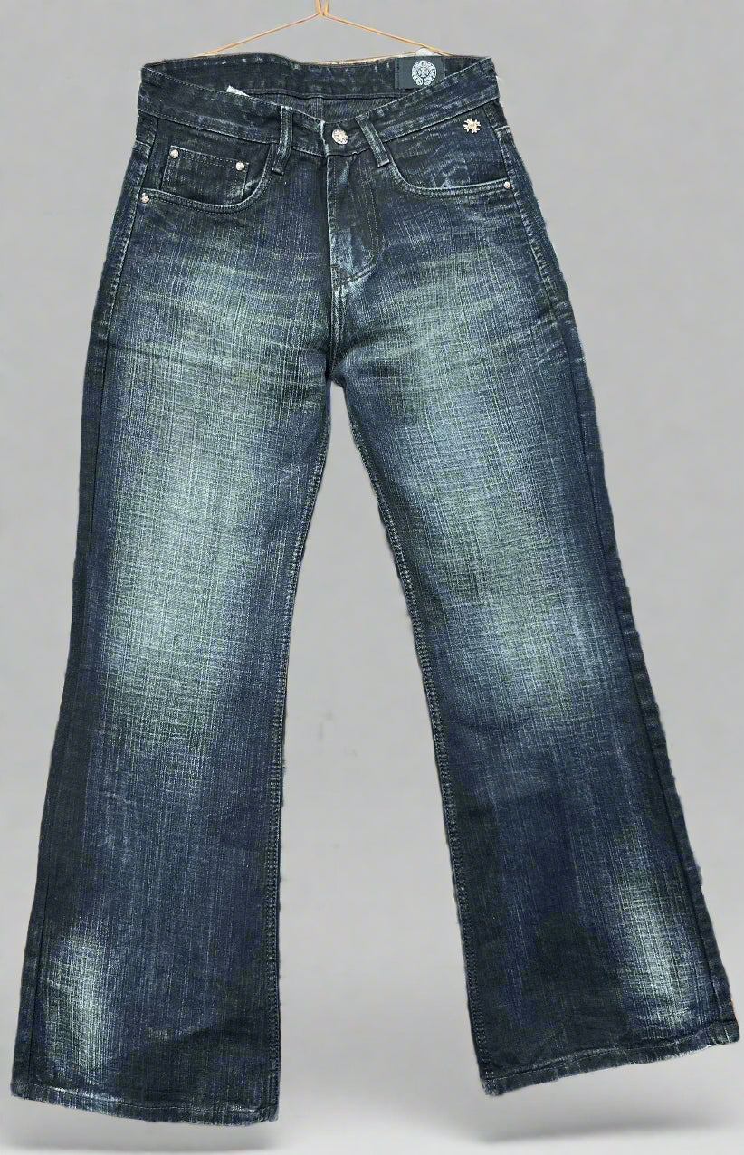Blue / 28