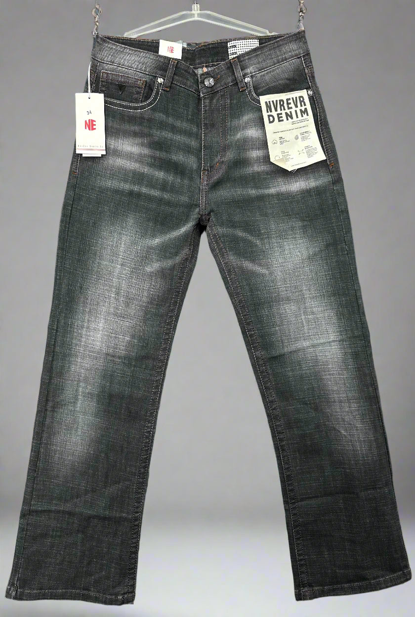 Gray / 28