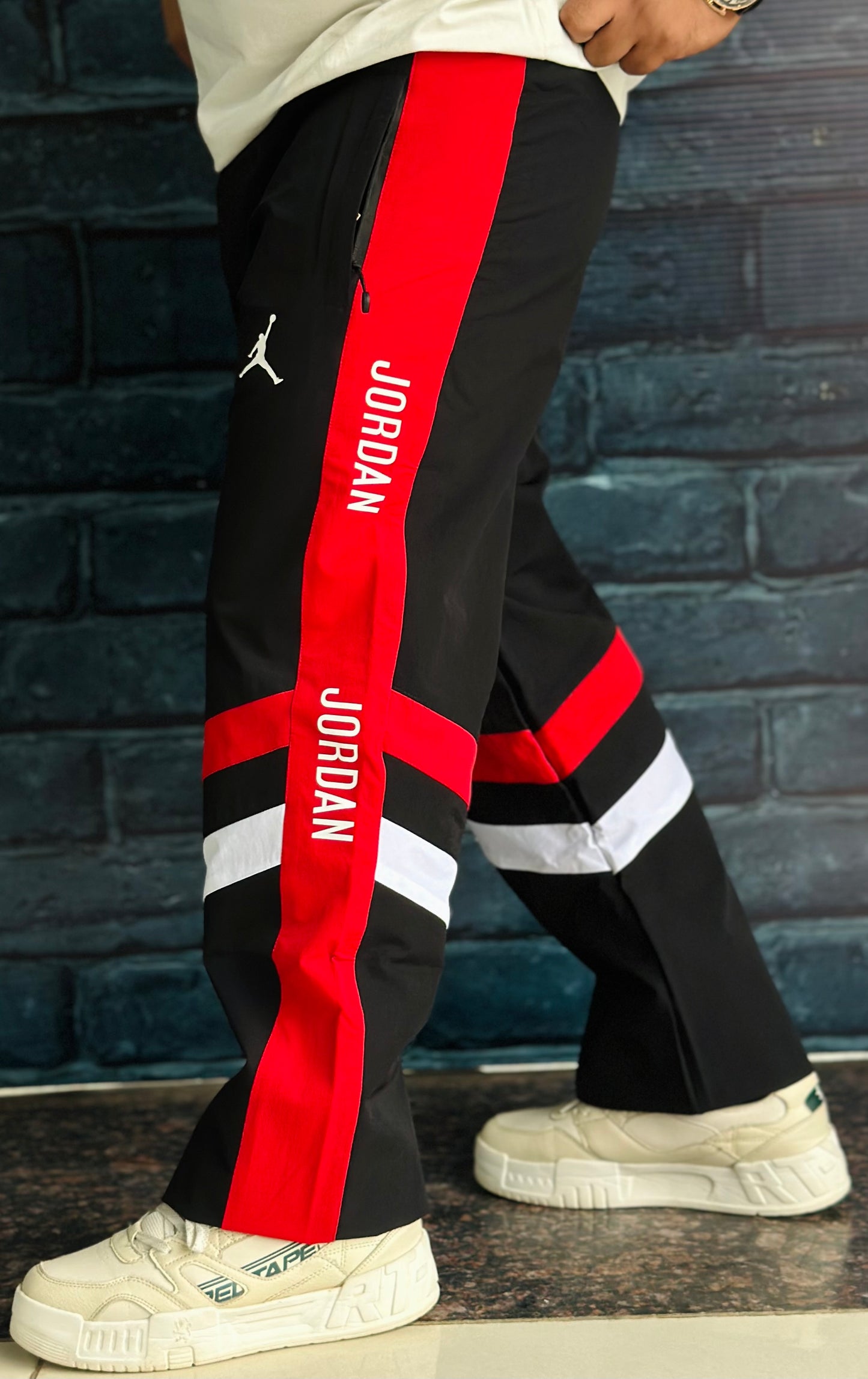 Men's Straight Fit Trackpant