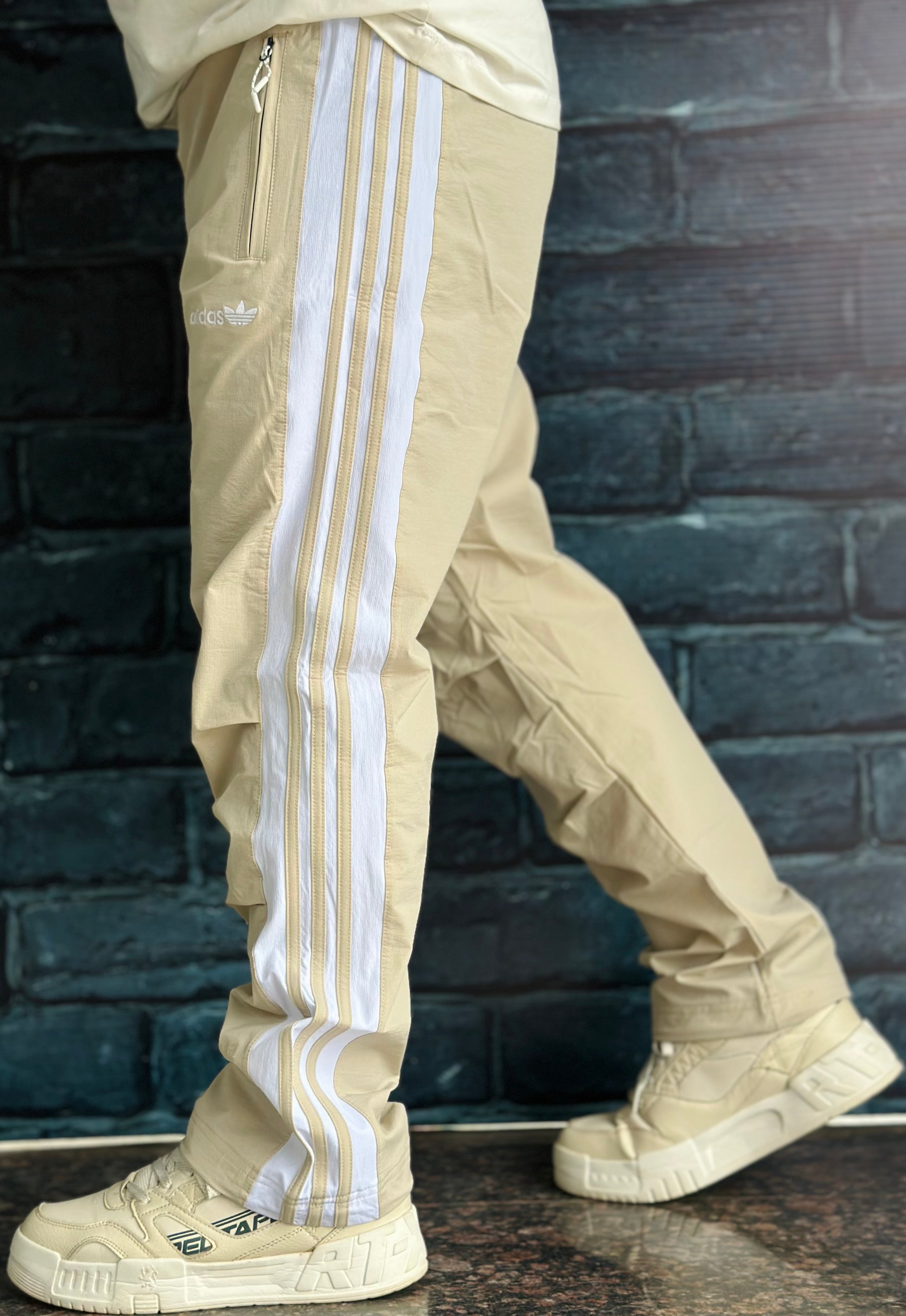 Beige / M