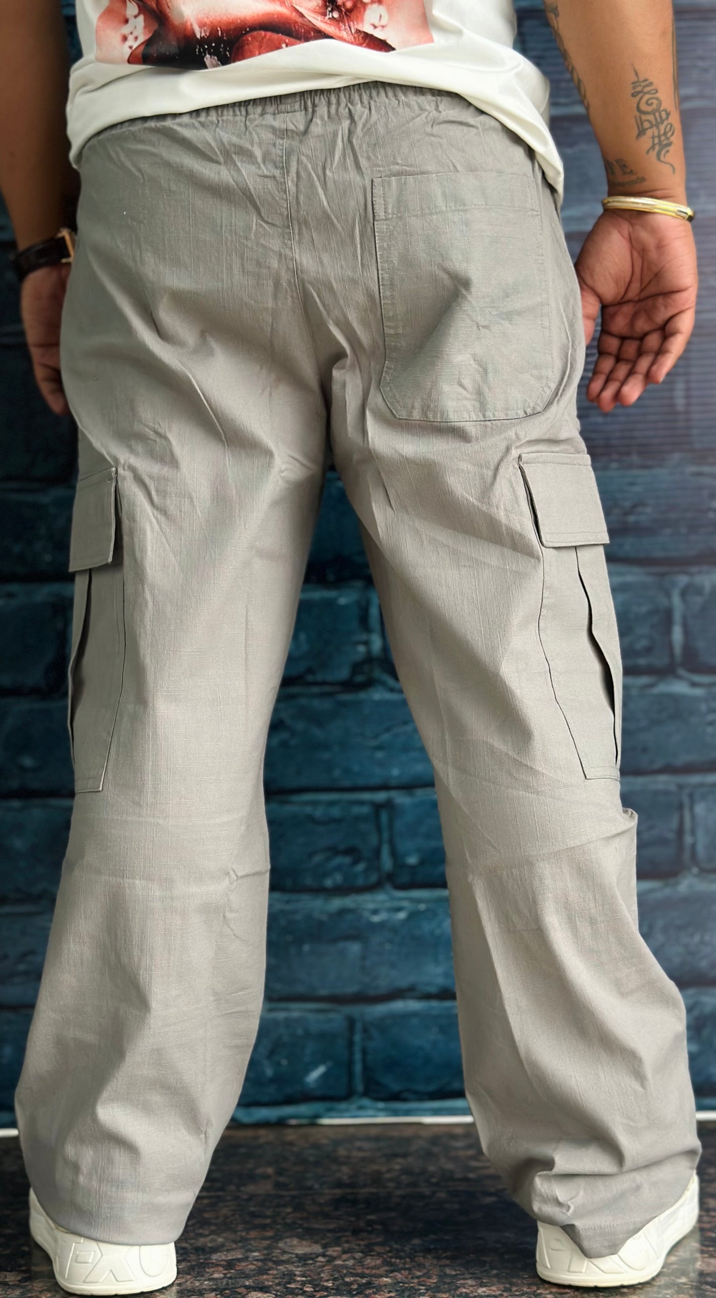 Linen Cargos